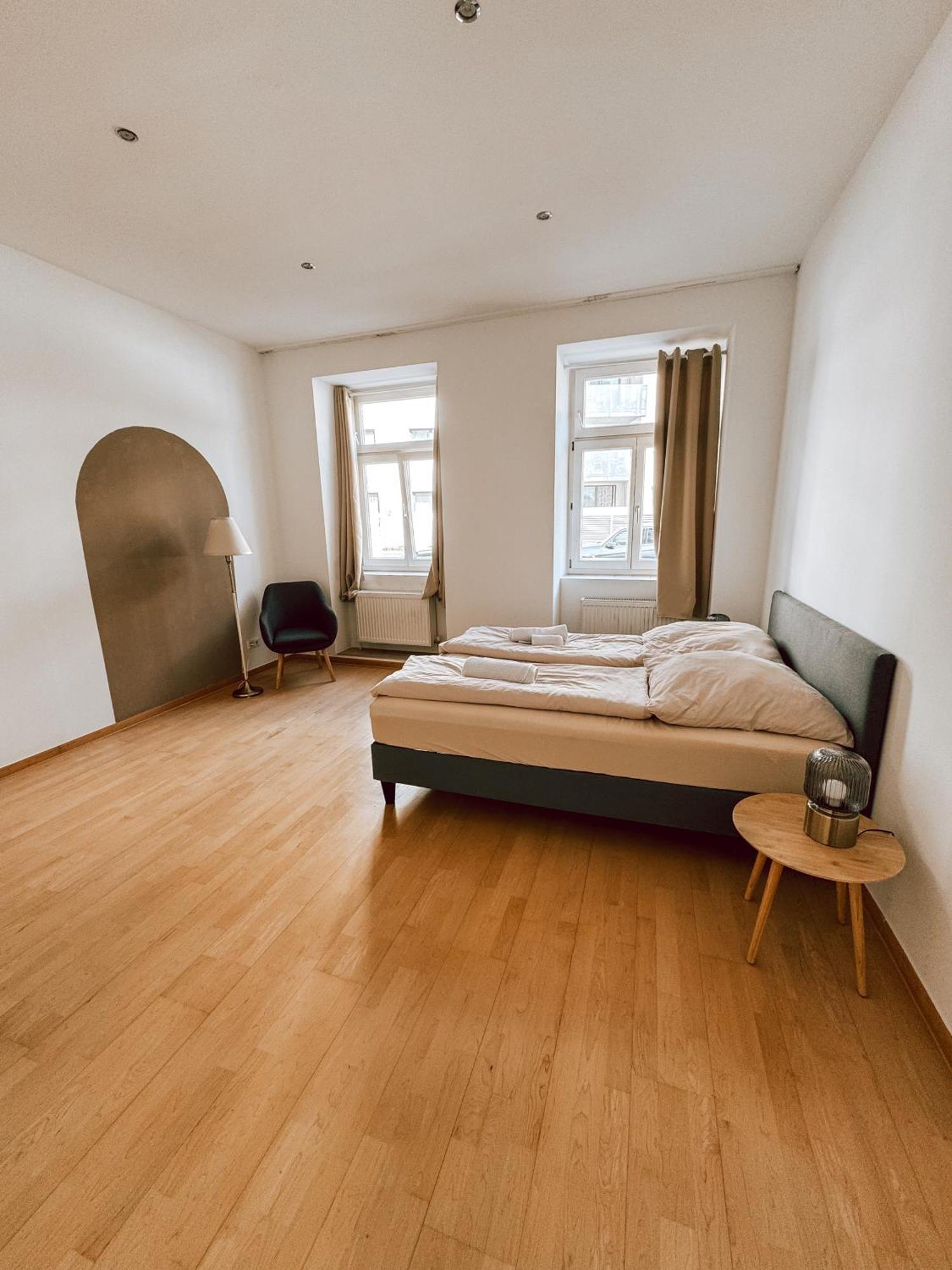 Zentrales Apartment Naehe Schoenbrunn - 5 Pers Viena Exterior foto